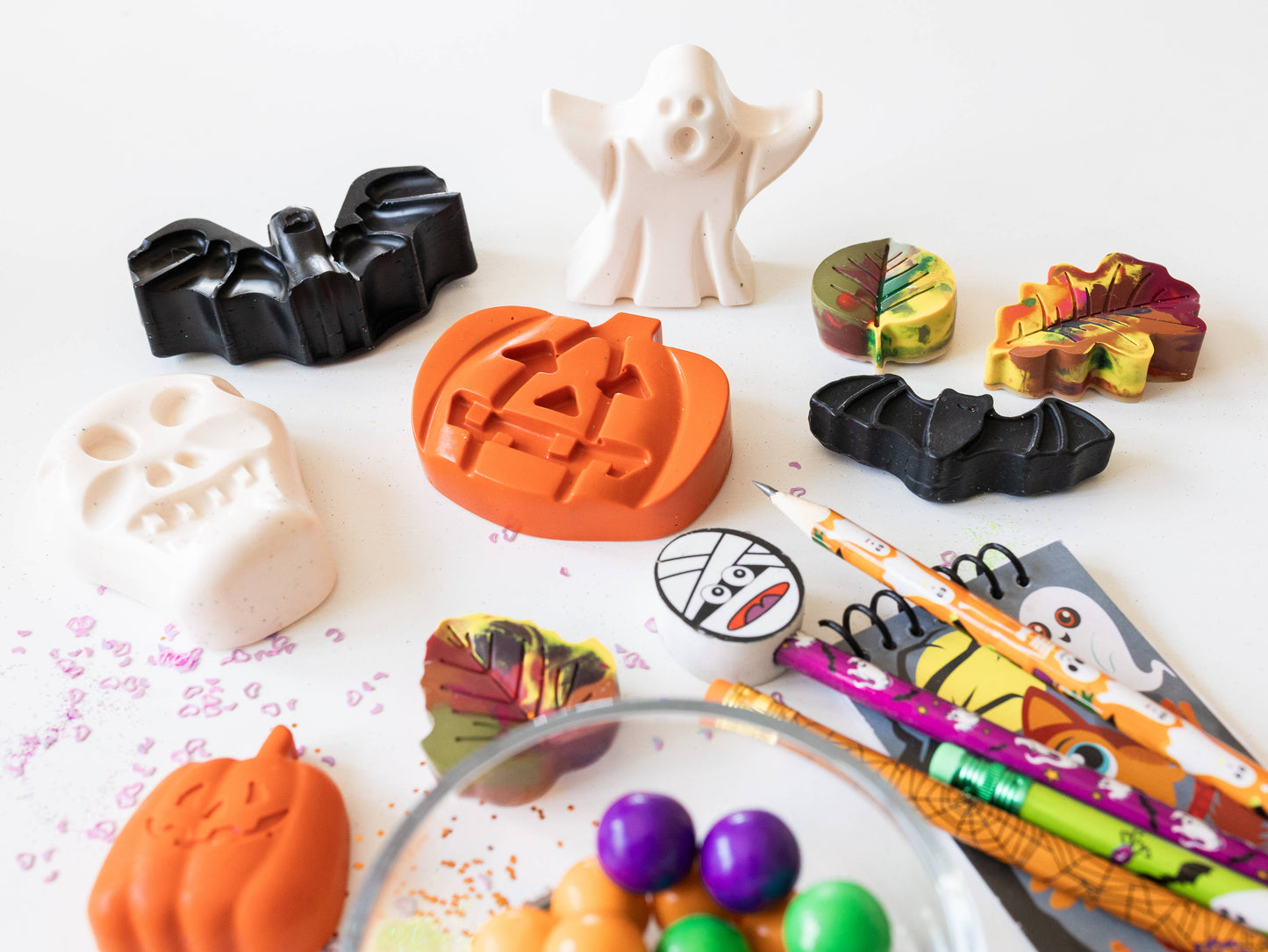 Handmade Crayons - HALLOWEEN - Crayons faits à la main
