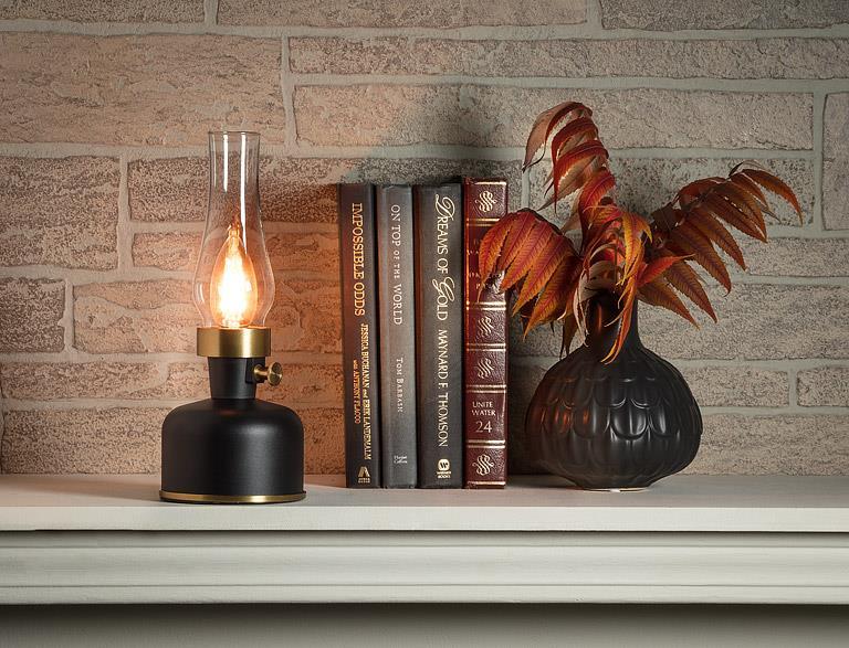 LED Lantern Light w/ Chimney
