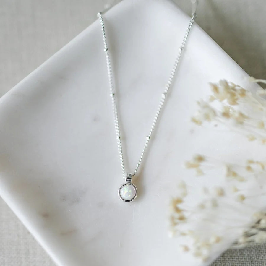 Ona Necklace