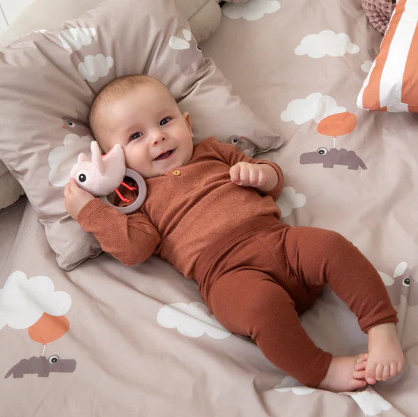 Done by Deer - Sensory rattle w/teether Birdee Powder
