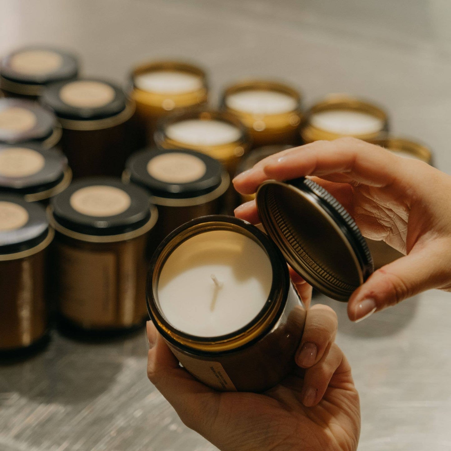 Soy Wax Candle | Tangerine, Sandalwood & Amber: 8oz - Cotton Wick