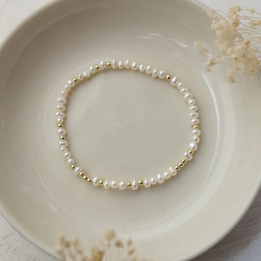 Serella White Pearl Bracelet