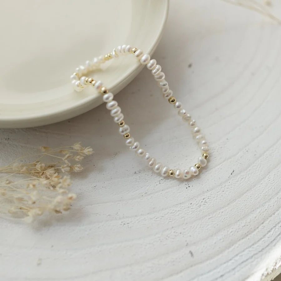 Serella White Pearl Bracelet