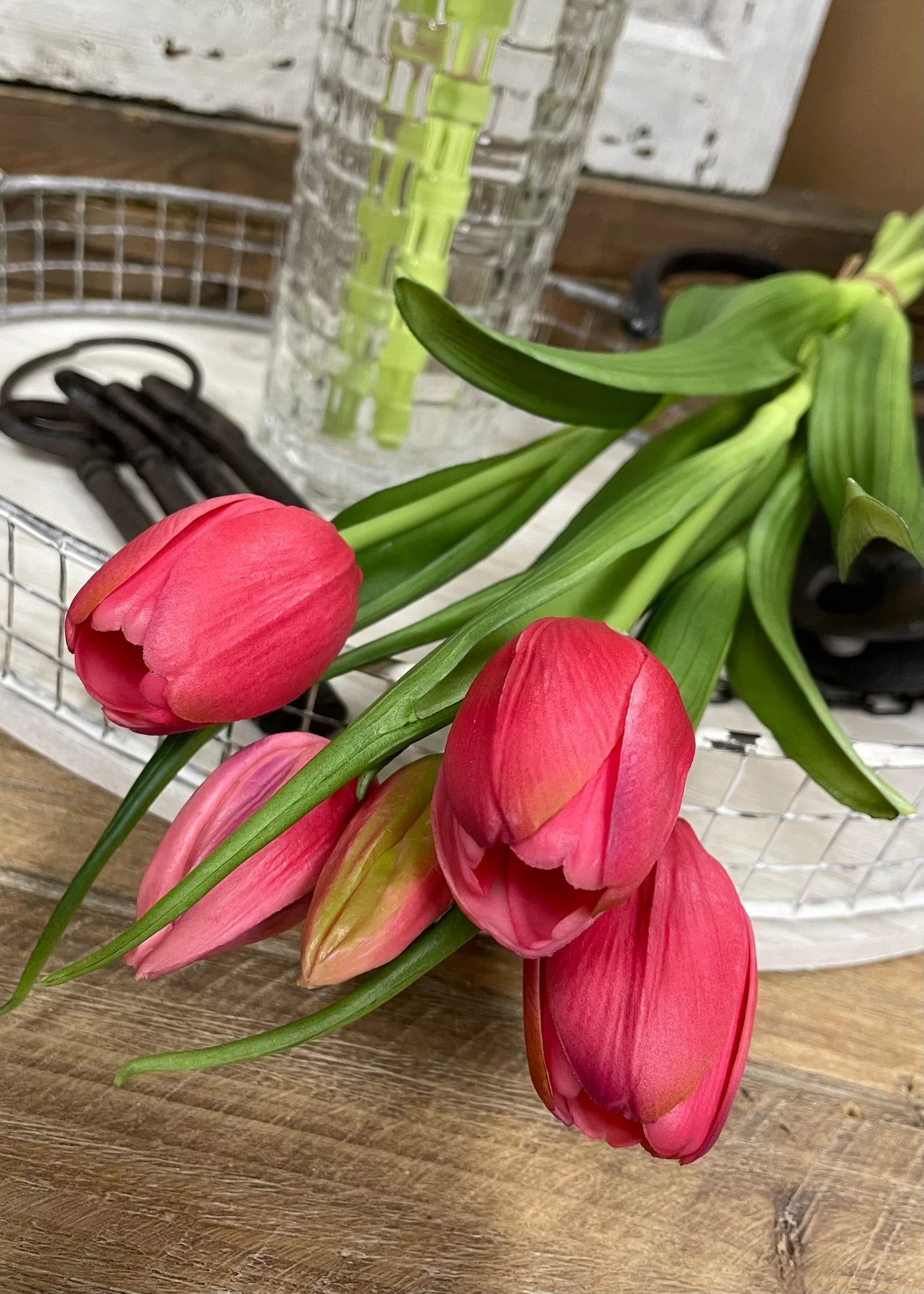 Fresh Touch Tulips -  16"