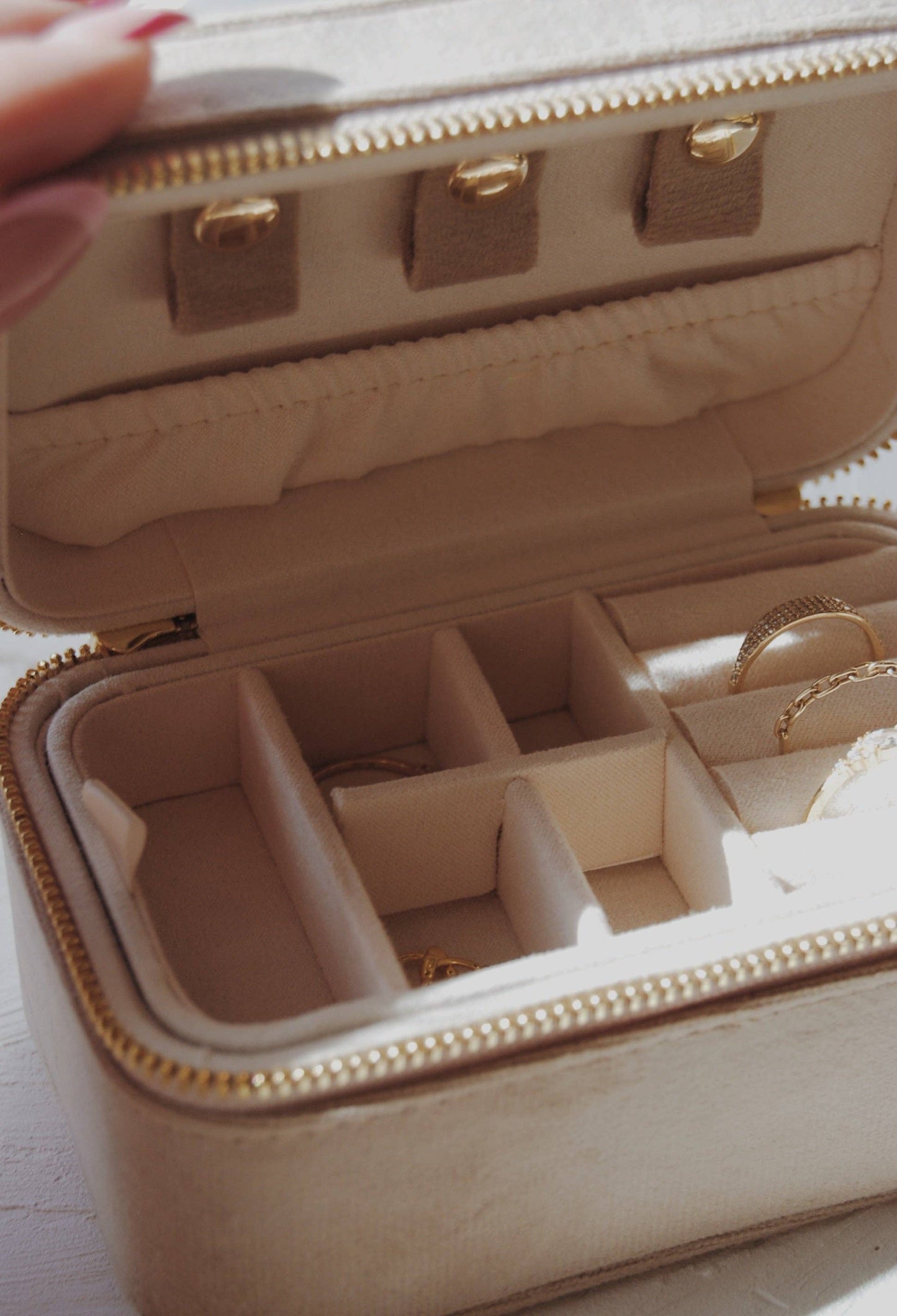 The Decades Mini Jewelry Box- Taupe